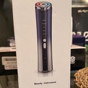 Beauty Instrument Skincare Tool - Black and Silver